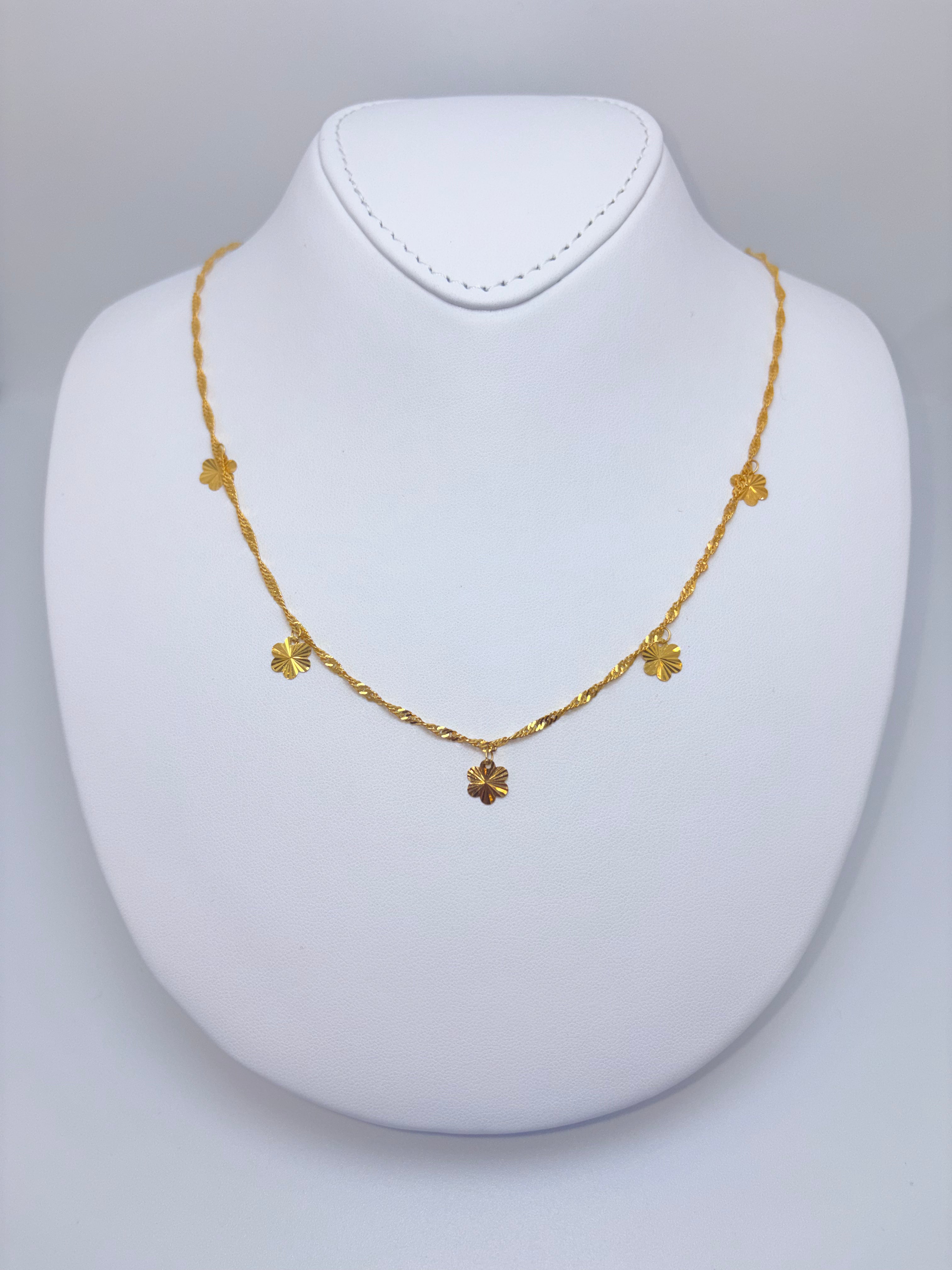 22k clover Necklace