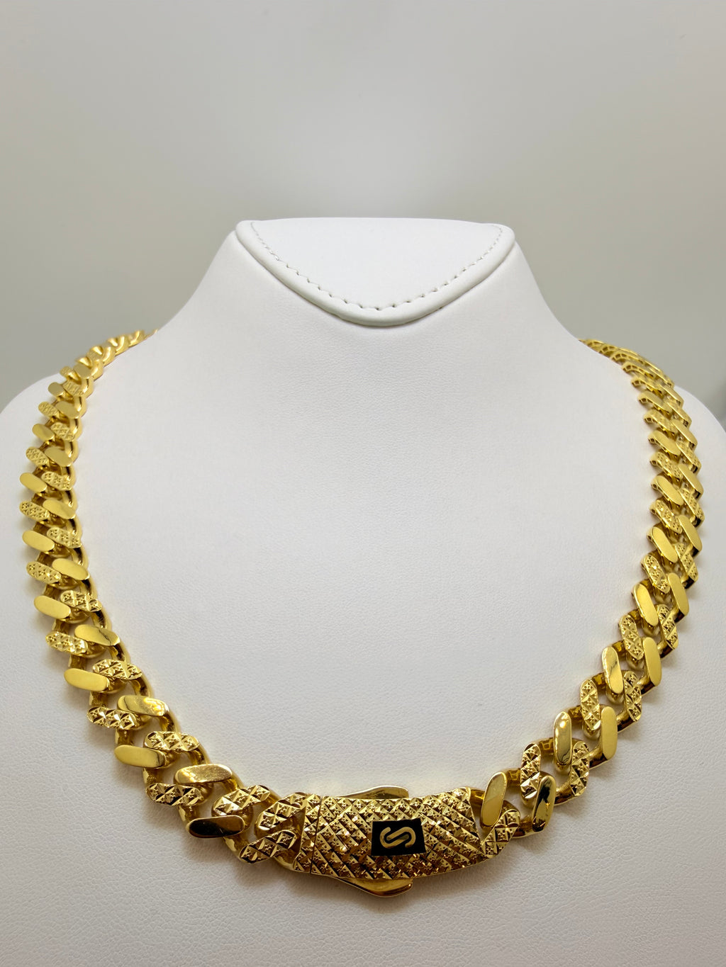 18k Monaco Link Chain