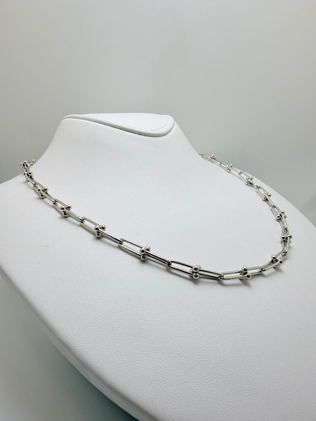 18k Hardware Chain