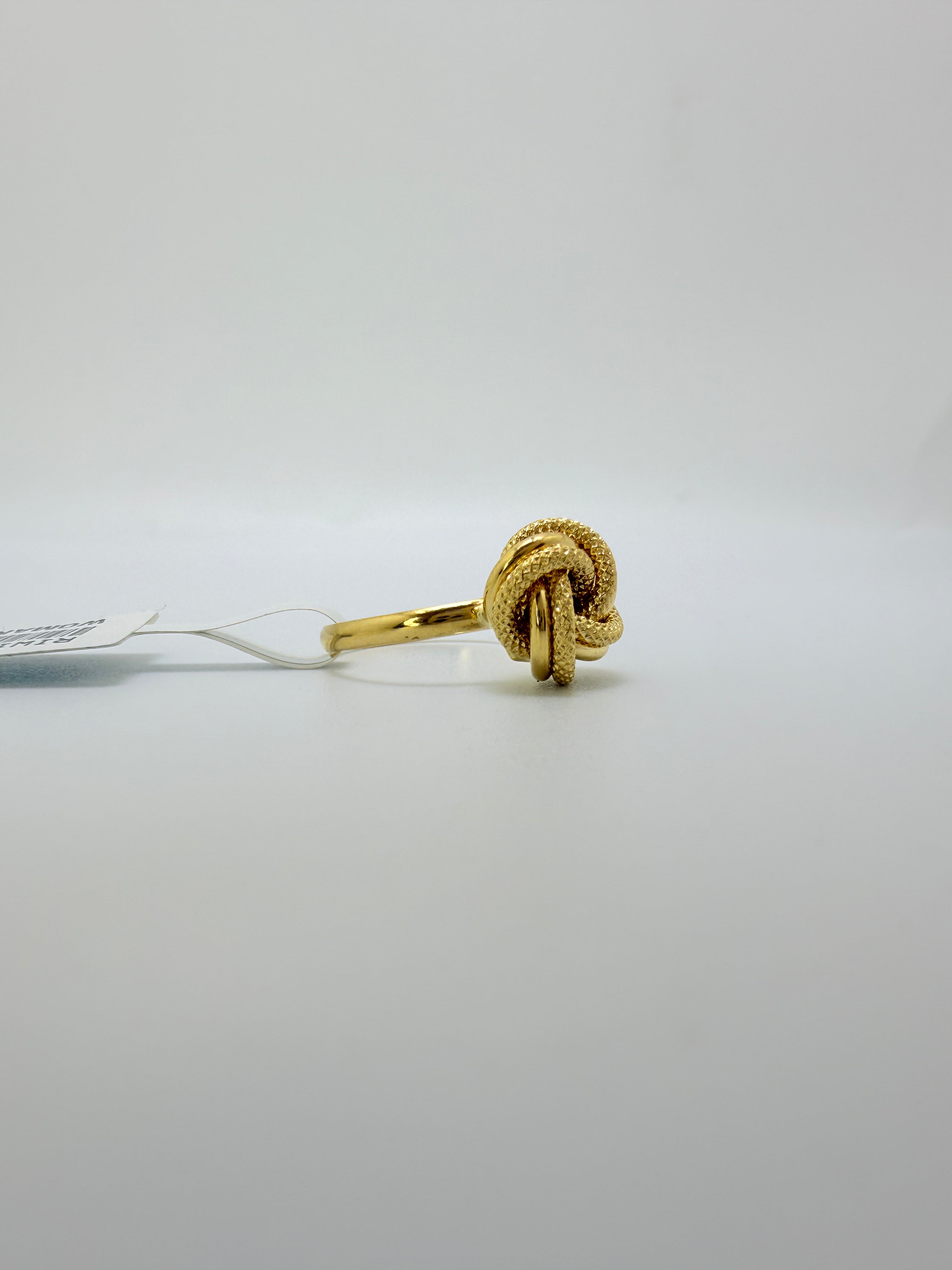 18k Cinnamon Ring