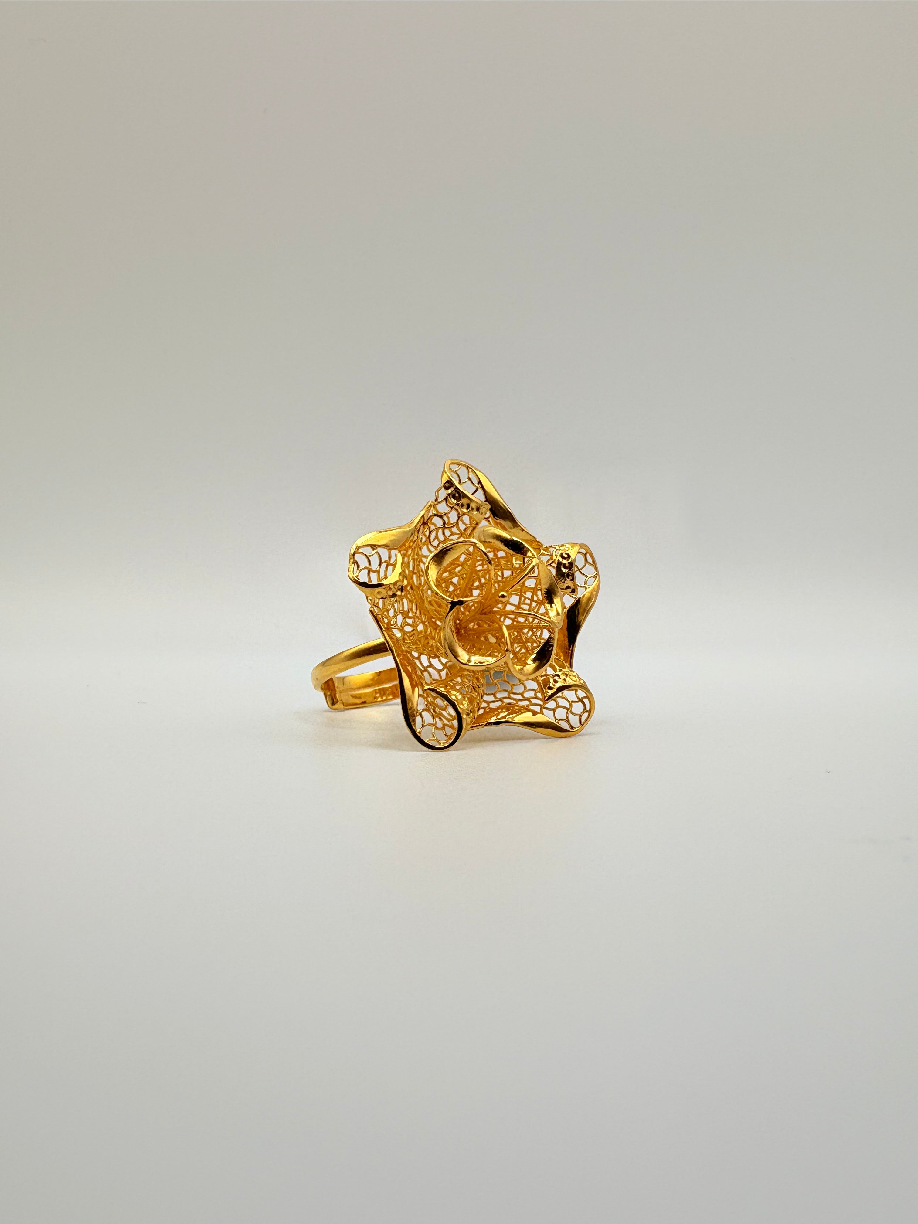 22k Flower Ring